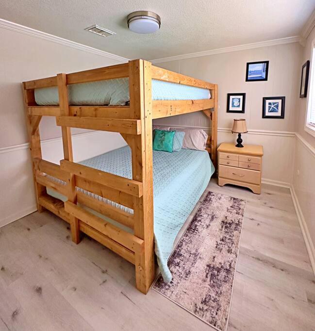 Apollo'S Escape: Your Serene Oceanfront Retreat 서프사이드 비치 외부 사진